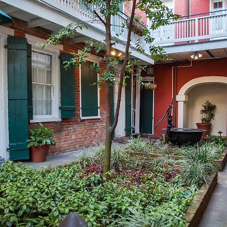 Hotel St. Pierre French Quarter New Orleans Exterior photo