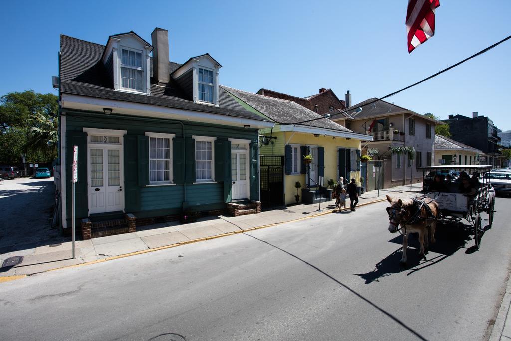 Hotel St. Pierre French Quarter New Orleans Exterior photo